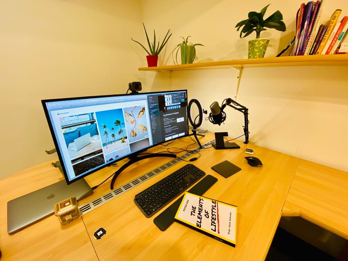 Home office setup ideas and checklist 2020.