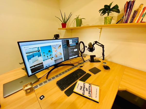 Home office setup ideas and checklist 2020.